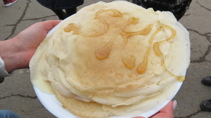 Бледные блинчики журналистов: редакция «Сахалин-Курилы» прикинулась студентами