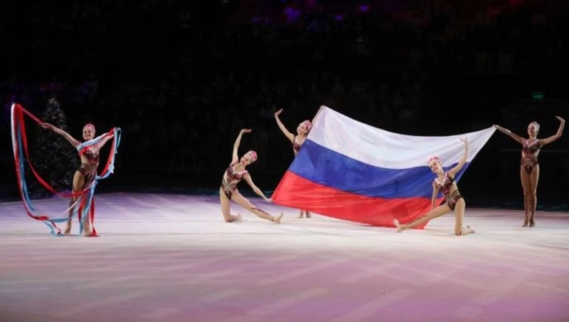 Международная федерация вернула российским гимнастам флаг и гимн
