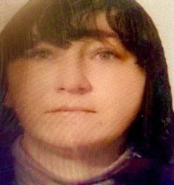 Женщина с горбинкой на носу и без зубов пропала в Корсакове