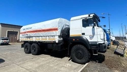 Более 20 единиц техники МЧС для создания мемориального комплекса доставили на Северные Курилы 