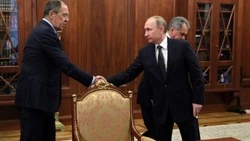 Глава МИД Японии воздержался от ответа про санкции против Путина и Лаврова