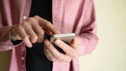 Пользователи из России и других стран жалуются на сбой в работе Telegram