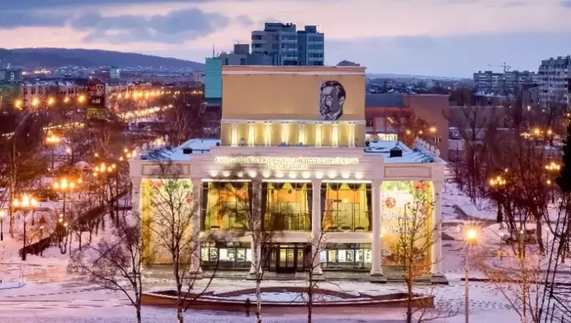 Без пяти столетие: главные вехи в 95-летней истории сахалинского Чехов-центра