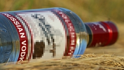 400 бутылок опасной водки и пива нашли в столице Сахалина