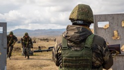 В Госдуме приняли закон о призыве россиян с судимостью на военную службу по контракту