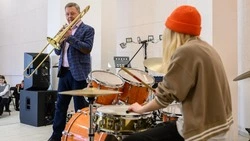 Вторую серию джазовых мастер-классов от Академии Игоря Бутмана проведут для жителей Сахалина
