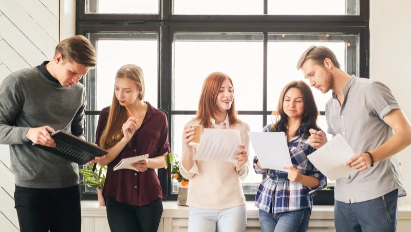 Студентам университета в Москве рассказали о карьере и туризме на Сахалине и в ДФО