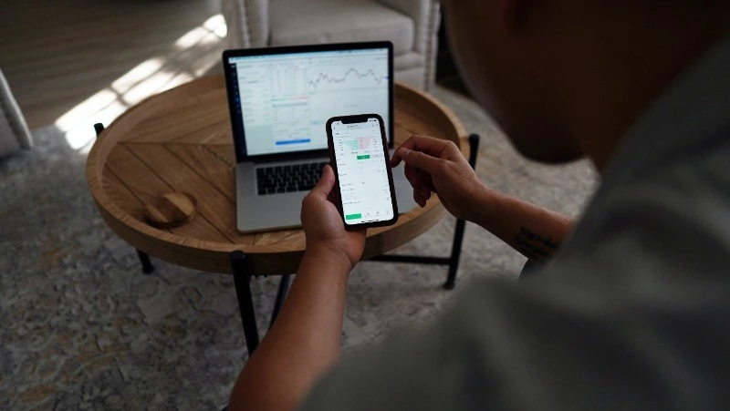 Илон Маск купил Twitter