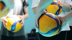 Праздник волейбола для юных спортсменов: мастер-класс в спортшколе по волейболу прошел на Сахалине