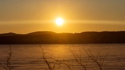 Гололед и сильный ветер прогнозируют в Сахалинской области 25 марта