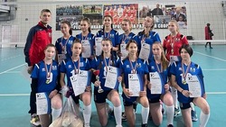 Сахалинские волейболистки получили бронзовые медали полуфинала первенства России