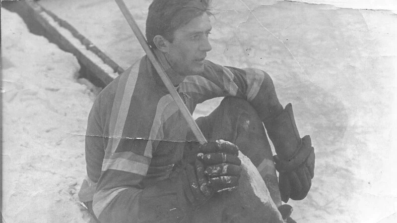 Поворот к воротам