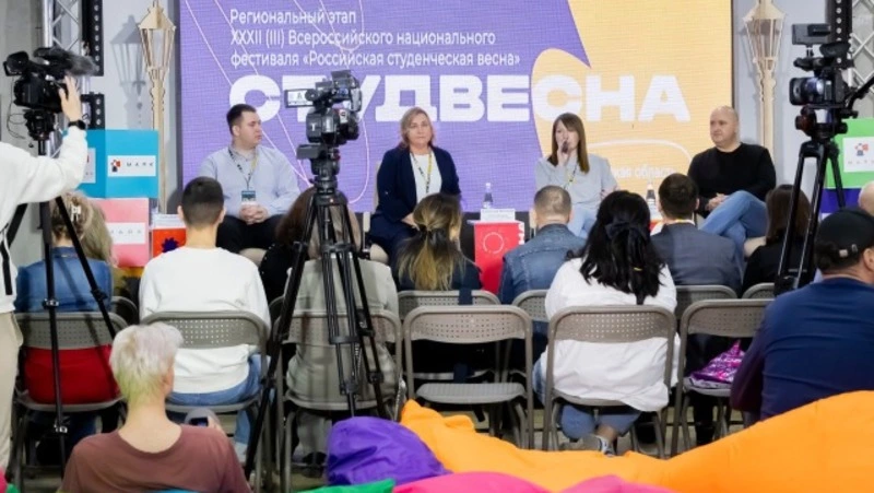 Более 600 участников вышли на старт «Студенческой весны» на Сахалине