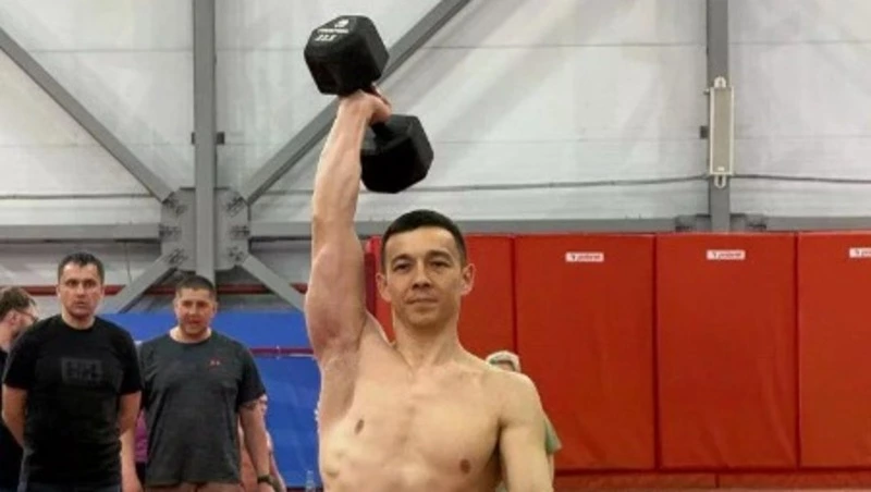 Более 60 сахалинцев испытали себя в функциональном многоборье на CrossFit Standup Games 2026