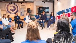 Сахалинский сенатор Хапочкин встретился с «Молодой Гвардией» в рамках проекта «ПолитЗавод»