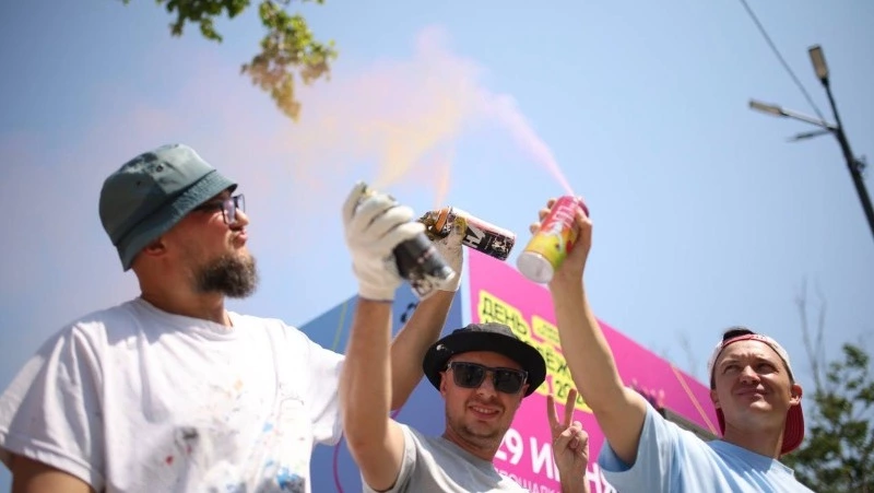 В День молодежи студенты Сахалина получили трудовые путевки