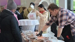 Колбаса, леденцы и сувениры: первая ярмарка самозанятых прошла на Сахалине