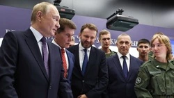 Путин посетил филиал Национального центра «Россия» в Приморье