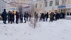 Сахалинцы выстроились в огромную очередь на станции переливания крови ради раненого школьника