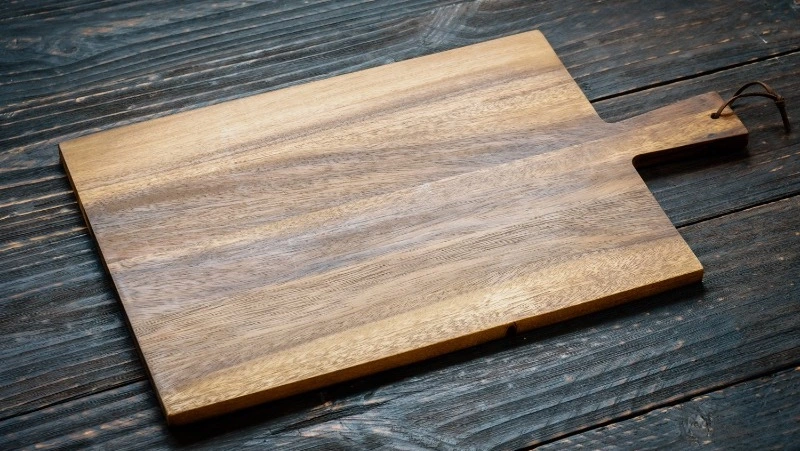 Пенсионер с Кузбасса до смерти забил знакомого разделочной доской