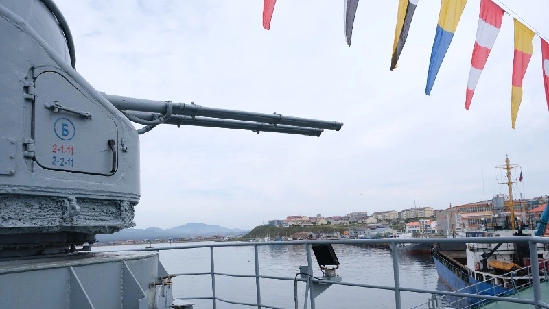 Боевые корабли Тихоокеанского флота посетили курильскую землю