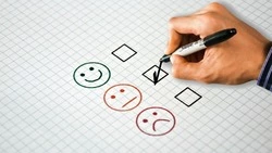 Жители Южно-Сахалинска оценят пользу от колец и столбиков на дорогах до 3 апреля