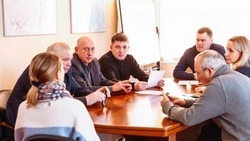 Депутаты облдумы Сахалина встретились с членами семей участников спецоперации