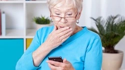 Жители Сахалина стали жертвами псевдосотрудников ПФР и фейковой подруги