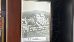 Выставку к 75-летию островов открыли в поездах пассажирской компании «Сахалин»