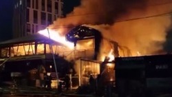 Известный ресторан Zuma во Владивостоке полностью сгорел в ночь на 7 декабря