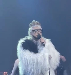 «Не выдержала моей энергетики»: на концерте Киркорова в Южно-Сахалинске отказывала аппаратура