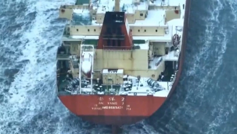 Беспилотник «Бражник» обследовал территорию, где на мель село грузовое судно 