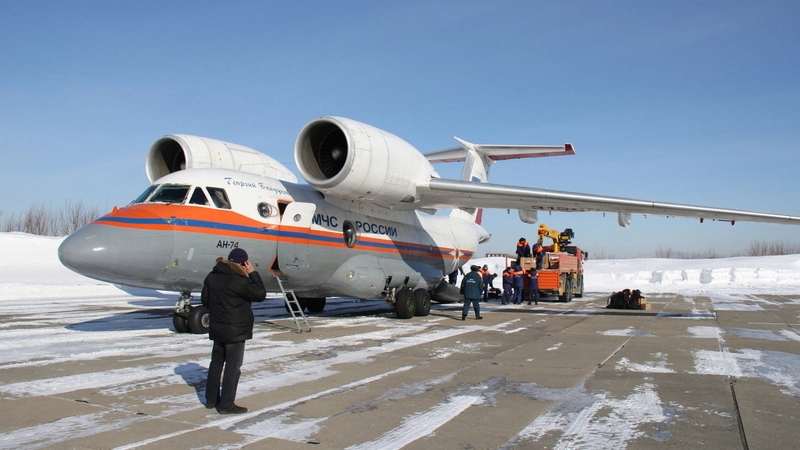 В Оху вылетел отряд сахалинских спасателей