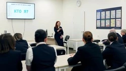 Сотрудников аэровокзала Южно-Сахалинска научили управлять эмоциями