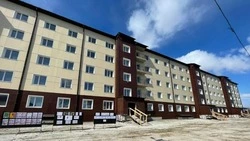 Дом в Смирных построят на год раньше, чем планировалось