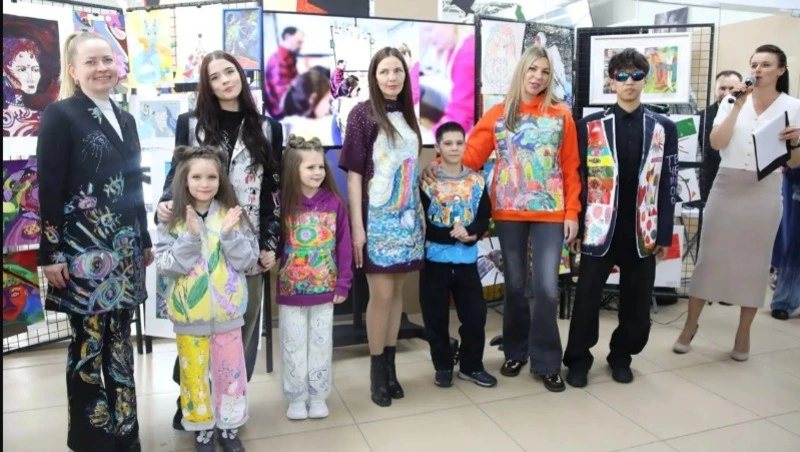 Детская выставка открыла фестиваль авангарда в Южно-Сахалинске