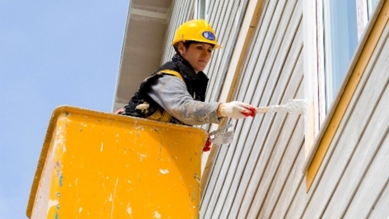 557 домов планируют отремонтировать в Сахалинской области в 2016 году