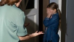 Переезжаем во Владивосток: новые данные о семье из Холмска, где 12-летняя девочка сидела взаперти