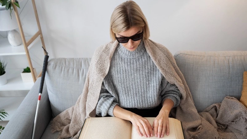 Сахалинской областной специальной библиотеке для слепых исполнилось 45 лет