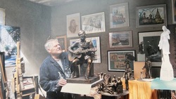 «Желание жить и работать»: скульптор Владимир Чеботарев — о творчестве на Сахалине