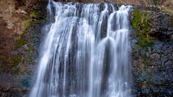 Красоту Черемшанского водопада на Сахалине показали с высоты птичьего полета 