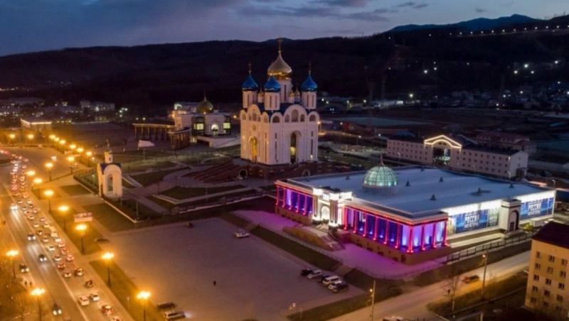 Общественные пространства Южно-Сахалинска украсит архитектурная подсветка