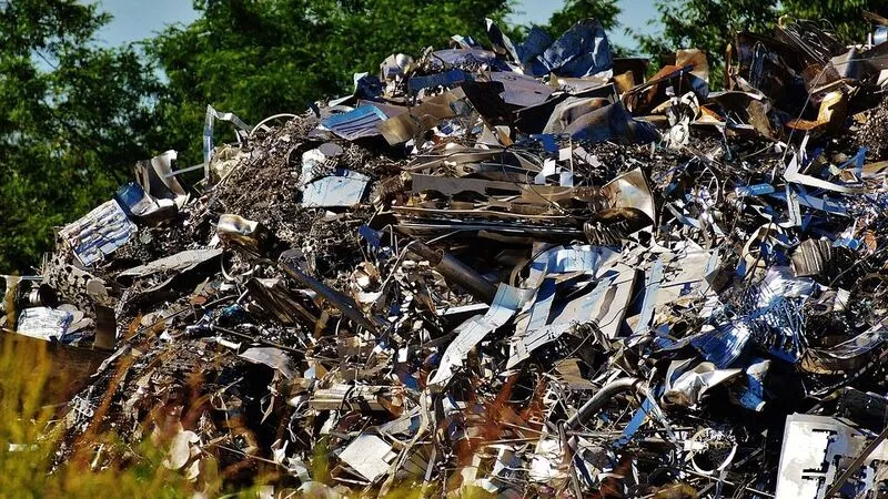 Мэр Углегорска пообещал пиарить в соцсетях тех, кто будет убирать свалки в районе