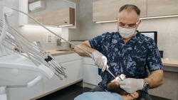 Стоматологи в условиях санкций советуют сахалинцам чаще чистить зубы