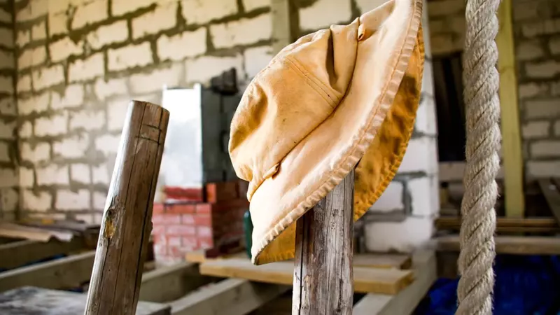 «Они прекратили работы». На Курилах остановили стройку домов из-за долгов по зарплате