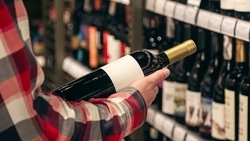 Продажу алкоголя ограничат в Сахалинской области 26 мая 