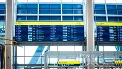 В аэропорту Южно-Сахалинска задержали рейс из Москвы и обратно 10 апреля 