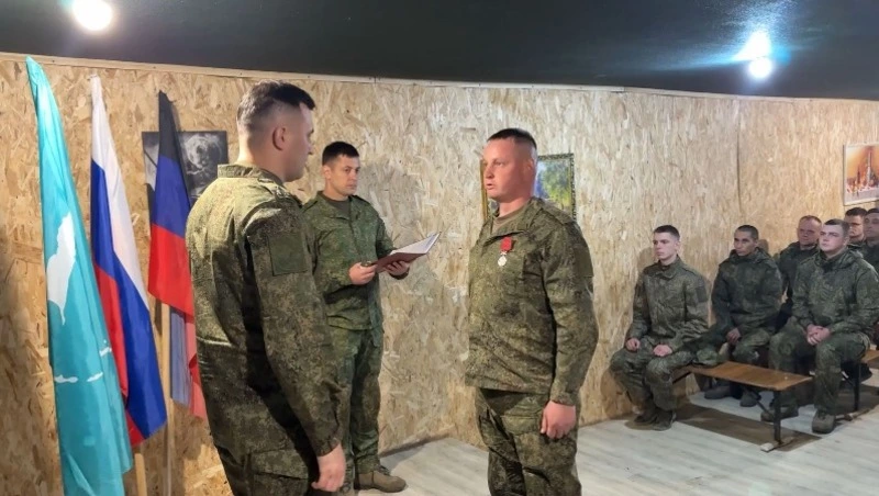 В День Сухопутных войск в ДНР наградили сахалинских военнослужащих 39-й бригады