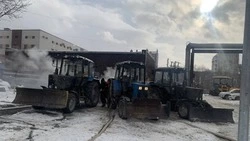 Реки кипятка разлились по улице Бумажной в Южно-Сахалинске 