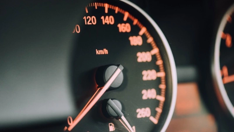 Пятеро пострадавших и почти 50 ДТП: сводка ГИБДД за выходные на Сахалине и Курилах